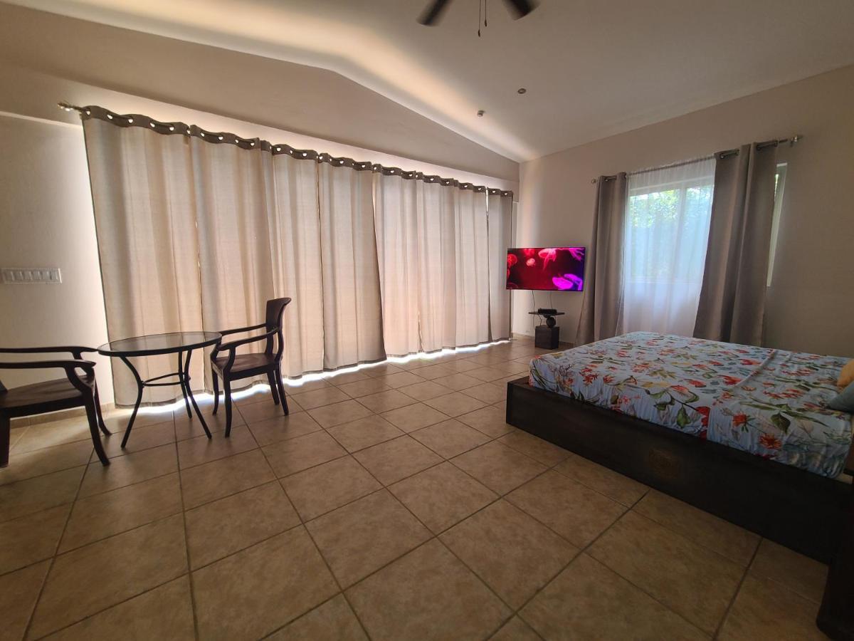 戴维 Pool House With Shared Pool Access酒店 外观 照片